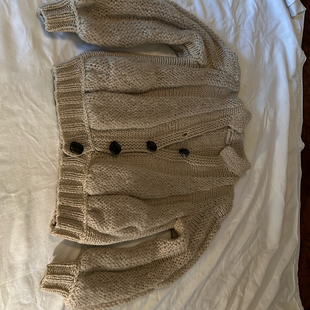 Vintage Hand Knitted Ann Wi Wool / Mohair Cardigan.  Size Small.